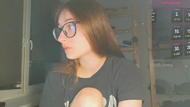 Snapshot of monlight__dana chatting on November 2025 03:06:02 PM monlight dana online show from November 2025 03:06:02 PM