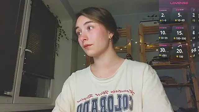 monlight  dana online show from November 2025 03:44:02 PM