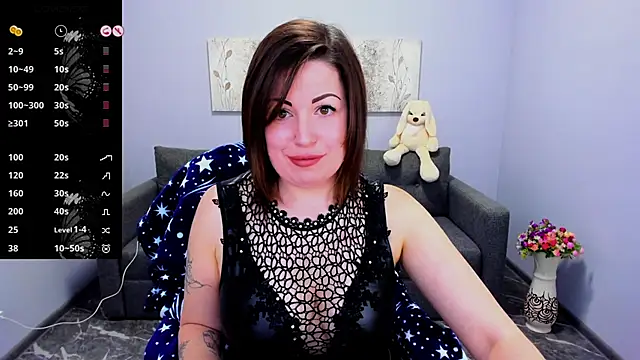 Emily Midlton online show from October 2025 07:20:02 AM