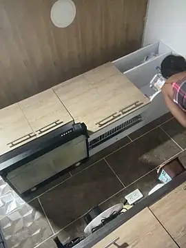 Berry Bans online show from November 2025 10:10:01 PM