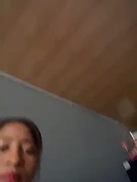 Berry Bans online show from November 2025 07:06:01 PM