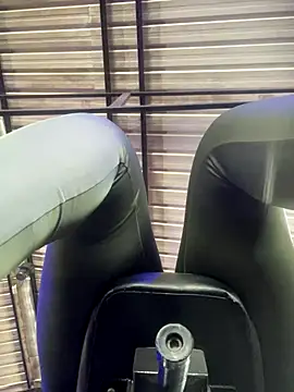 Berry Bans online show from November 2025 05:24:02 PM