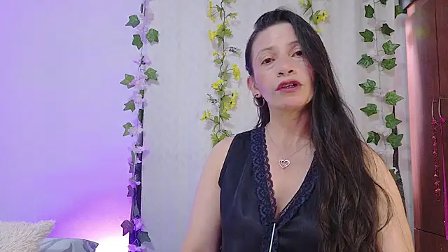 cattaleya1476 online show from June 2026 05:19:01 PM