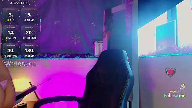 mariana scott   online show from November 2025 06:56:02 PM