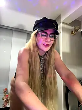 LARIANA RIVERA23 online show from September 2025 04:00:01 AM