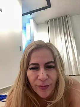 LARIANA RIVERA23 online show from April 2026 04:03:01 AM