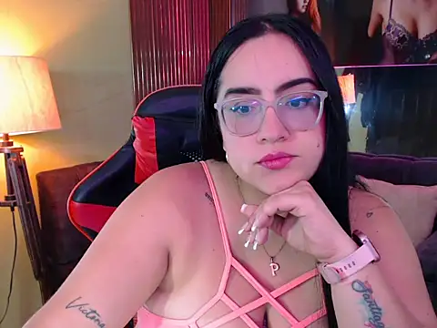 Sofiia davis23 online show from November 2025 01:36:02 PM