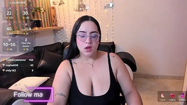 Sofiia davis23 online show from May 2026 01:59:02 PM