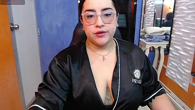 Sofiia davis23 online show from May 2026 01:58:01 PM