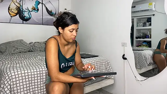 Snapshot of wendy_alejo1712 chatting on November 2025 10:24:01 PM wendy alejo1712 online show from November 2025 10:24:01 PM