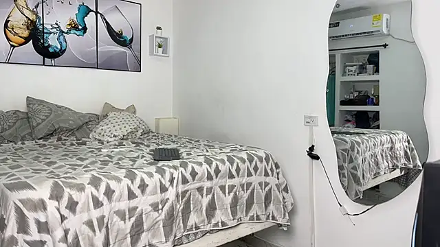 Snapshot of wendy_alejo1712 chatting on November 2025 01:44:02 AM wendy alejo1712 online show from November 2025 01:44:02 AM