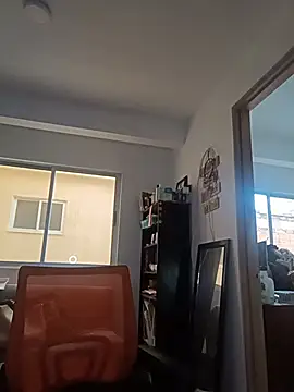 Alex flair online show from October 2025 09:47:01 PM