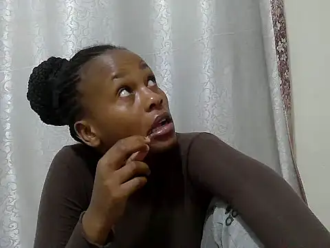 Snapshot of tinabestdoll chatting on October 2025 12:34:01 AM tinabestdoll online show from October 2025 12:34:01 AM