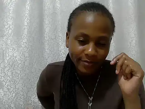 Snapshot of tinabestdoll chatting on October 2025 11:45:02 PM tinabestdoll online show from October 2025 11:45:02 PM