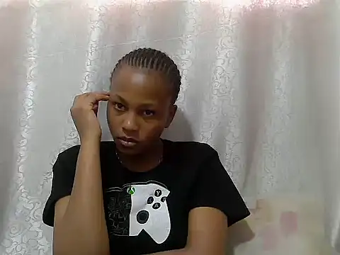 Snapshot of tinabestdoll chatting on October 2025 11:12:02 AM tinabestdoll online show from October 2025 11:12:02 AM