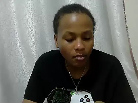 Snapshot of tinabestdoll chatting on September 2025 08:20:02 PM tinabestdoll online show from September 2025 08:20:02 PM