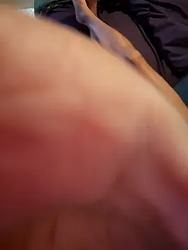 theclubist111 online show from April 2026 11:44:02 AM