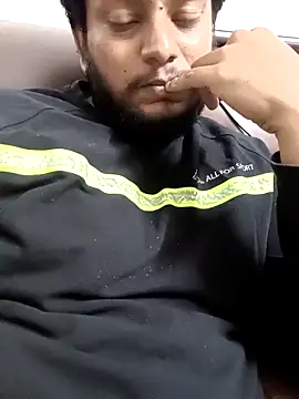 Snapshot of indianhotche chatting on November 2025 08:02:02 PM indianhotche online show from November 2025 08:02:02 PM