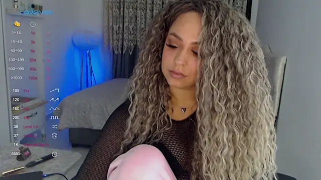  Just a queen 3 online show from January 2026 06:23:02 PM