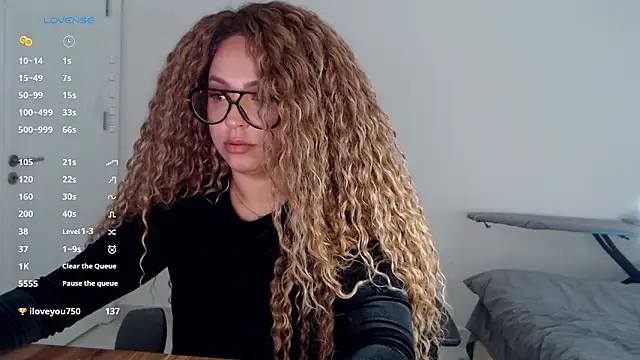  Just a queen 3 online show from March 2026 09:12:02 AM