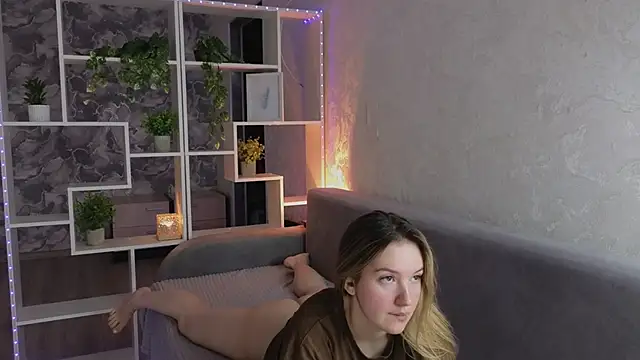 flawless angell online show from November 2025 07:47:01 PM