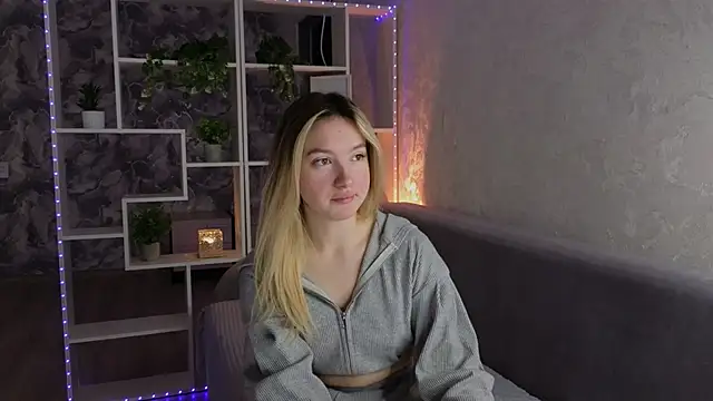Snapshot of flawless_angell chatting on October 2025 02:02:02 AM flawless angell online show from October 2025 02:02:02 AM