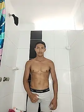 Snapshot of Demiansteven2 chatting on May 2026 05:23:02 PM Demiansteven2 online show from May 2026 05:23:02 PM