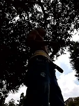 Demiansteven2 online show from December 2025 05:39:02 PM