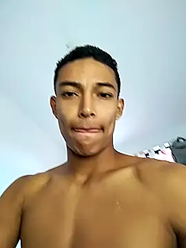 Demiansteven2 online show from February 2026 04:39:01 PM