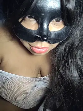 Mulatabigbunda online show from November 2025 02:48:02 AM