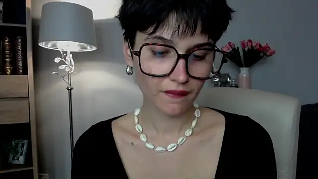 sarah perfect online show from March 2026 02:46:01 PM