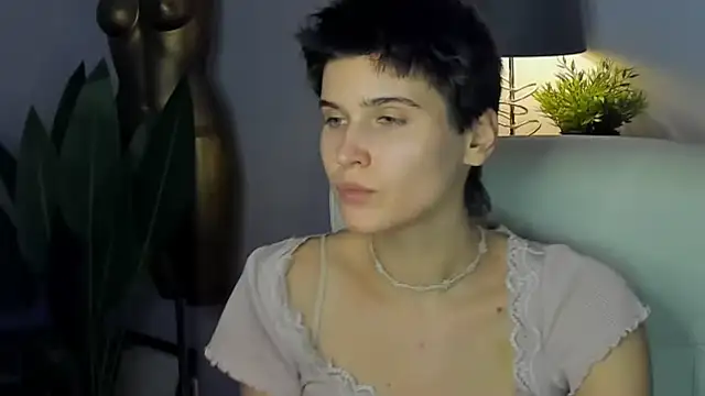 sarah perfect online show from October 2025 02:17:01 PM