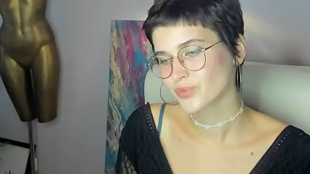 sarah perfect online show from September 2025 01:44:01 PM