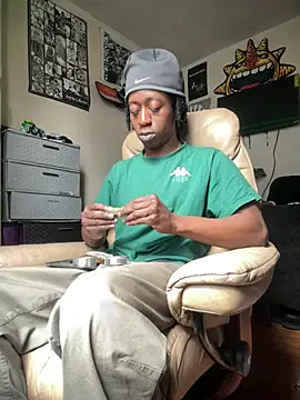 GersonGil1 online show from April 2026 07:48:02 PM