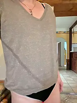 Snapshot of SpiceLea chatting on February 2026 08:47:02 AM SpiceLea online show from February 2026 08:47:02 AM