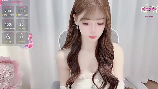 Yuuuuuly online show from May 2026 02:45:02 PM