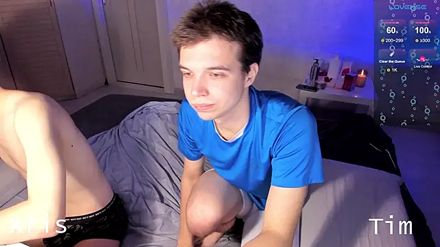 Snapshot of tailer_ chatting on October 2025 08:09:02 PM tailer online show from October 2025 08:09:02 PM