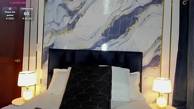 Laurablue online show from January 2026 01:09:02 AM