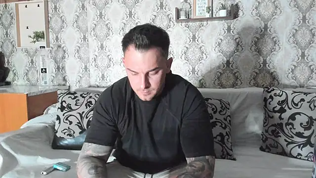 Jonmusclemaster online show from February 2025 08:47:02 PM