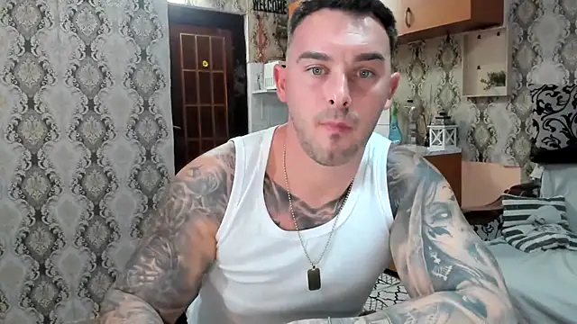 Snapshot of Jonmusclemaster chatting on November 2025 08:12:01 PM Jonmusclemaster online show from November 2025 08:12:01 PM