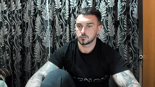 Jonmusclemaster online show from April 2026 08:48:01 PM
