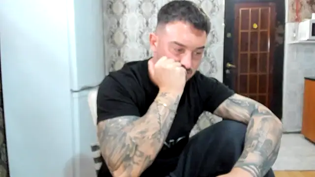 Jonmusclemaster online show from May 2026 08:39:01 PM