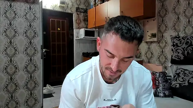 Jonmusclemaster online show from October 2025 06:53:02 PM