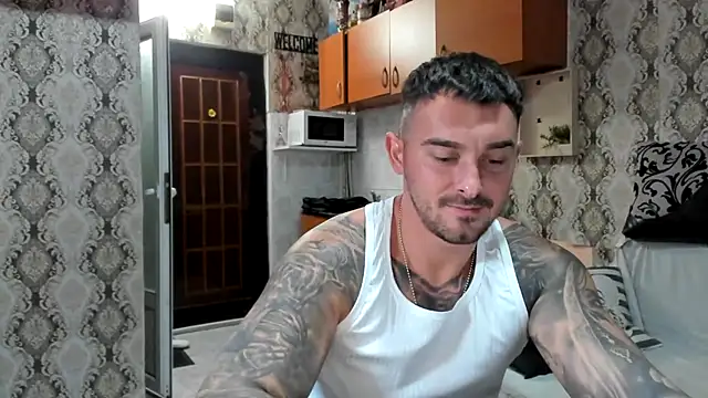 Jonmusclemaster online show from September 2025 08:04:02 PM