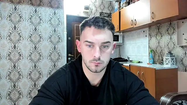 Snapshot of Jonmusclemaster chatting on November 2025 09:04:02 PM Jonmusclemaster online show from November 2025 09:04:02 PM