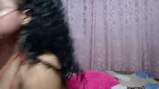 Snapshot of kiara_milf_ chatting on November 2025 12:53:01 AM kiara milf online show from November 2025 12:53:01 AM