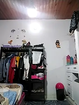 Snapshot of kiara_milf_ chatting on November 2025 10:32:01 PM kiara milf online show from November 2025 10:32:01 PM