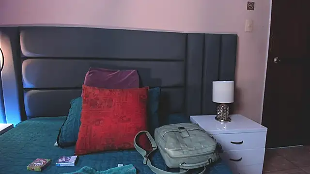 AlissaNix online show from November 2025 01:21:01 AM