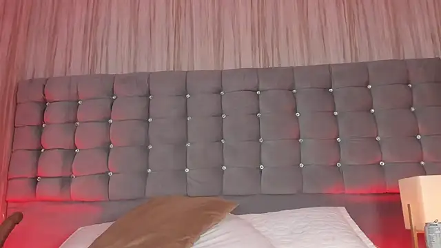 Poacahontasfg online show from November 2025 04:12:02 AM