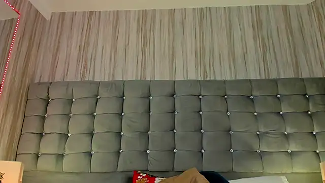 Poacahontasfg online show from December 2025 04:03:02 AM